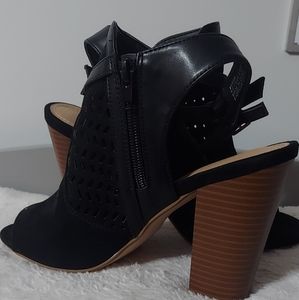 Black Slingbacks Heels